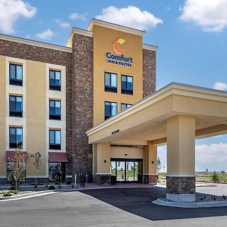 Comfort Inn & Suites Bennett Strasburg Exterior photo